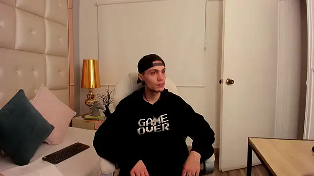 dark sun302 online show from 14, 12, 2025