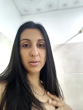 Snapshot of Saloriz_Col chatting on 12, 9, 2025 Saloriz Col online show from 12, 9, 2025