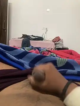 Snapshot of Himanshu111007 chatting on 5, 12, 2025 Himanshu111007 online show from 5, 12, 2025