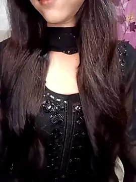 Queen Pooja7 online show from 8, 9, 2025
