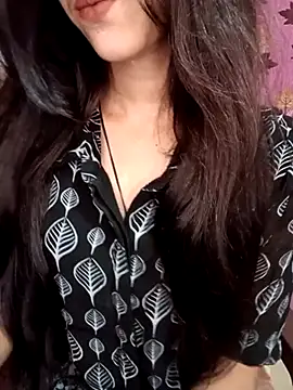 Queen Pooja7 online show from 17, 9, 2025