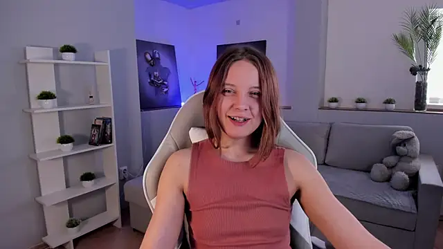 Snapshot of AlicePill chatting on 19, 10, 2025 AlicePill online show from 19, 10, 2025