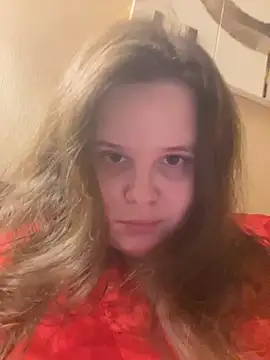 Snapshot of MariaMirabella chatting on 4, 11, 2025 MariaMirabella online show from 4, 11, 2025