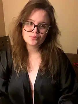 Snapshot of MariaMirabella chatting on 11, 11, 2025 MariaMirabella online show from 11, 11, 2025