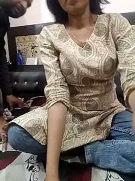 Yourhotsweetgirl online show from 11, 2, 2026