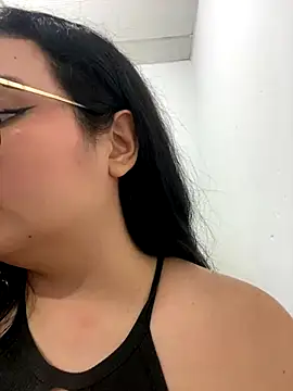 Emily Taylor2 online show from 28, 9, 2025