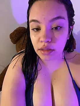 Emily Taylor2 online show from 16, 10, 2025