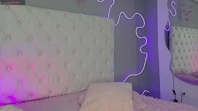 Snapshot of Megan__cole1 chatting on 13, 9, 2025 Megan cole1 online show from 13, 9, 2025