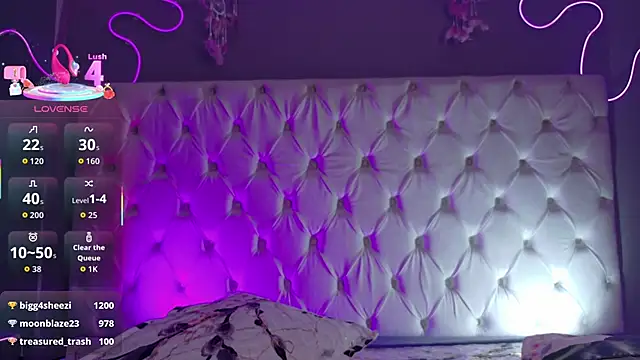 Snapshot of Megan__cole1 chatting on 6, 10, 2025 Megan cole1 online show from 6, 10, 2025