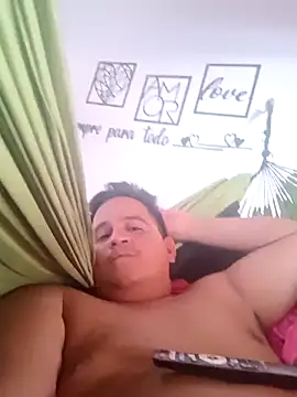 Snapshot of reguetones92 chatting on 21, 9, 2025 reguetones92 online show from 21, 9, 2025