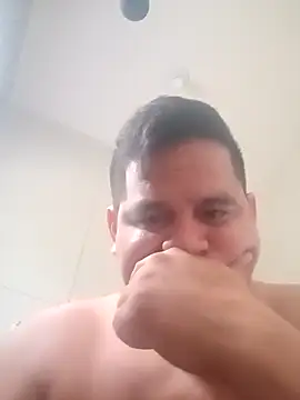 Snapshot of reguetones92 chatting on 2, 11, 2025 reguetones92 online show from 2, 11, 2025