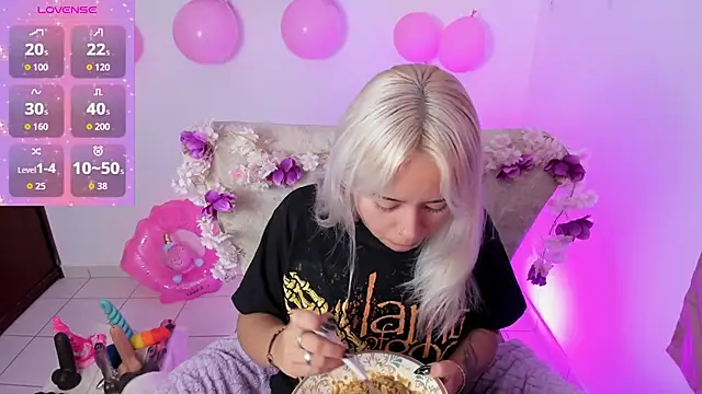 Snapshot of Nataliahenao69 chatting on 20, 11, 2025 Nataliahenao69 online show from 20, 11, 2025