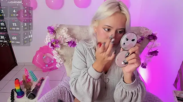 Snapshot of Nataliahenao69 chatting on 25, 11, 2025 Nataliahenao69 online show from 25, 11, 2025