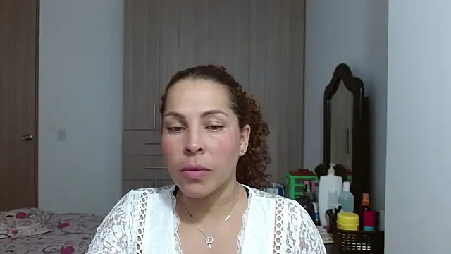 Snapshot of Yanis_Ariel12 chatting on 6, 1, 2026 Yanis Ariel12 online show from 6, 1, 2026