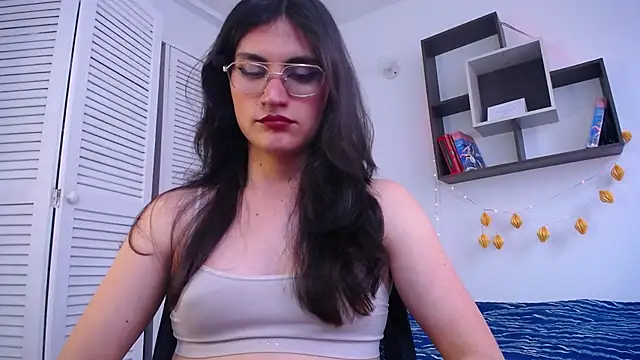 Snapshot of selene_s3x chatting on 15, 11, 2025 selene s3x online show from 15, 11, 2025