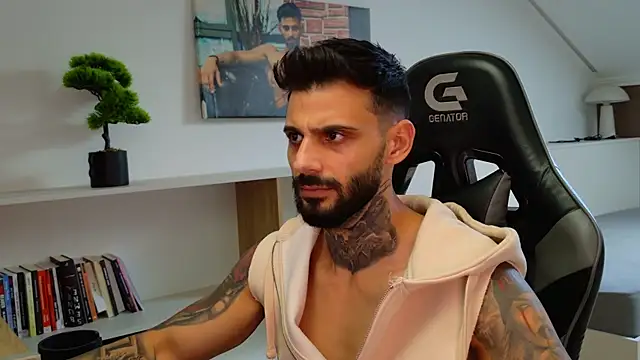 Snapshot of AresSteelX chatting on 14, 9, 2025 AresSteelX online show from 14, 9, 2025