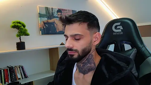 Snapshot of AresSteelX chatting on 3, 10, 2025 AresSteelX online show from 3, 10, 2025