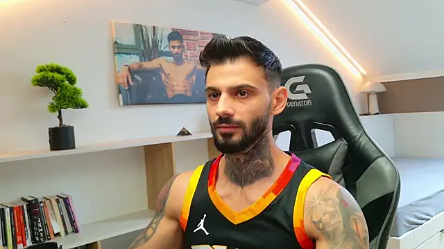 Snapshot of AresSteelX chatting on 6, 10, 2025 AresSteelX online show from 6, 10, 2025