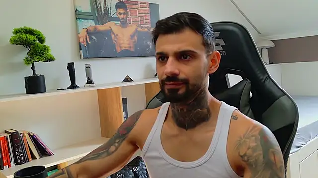 Snapshot of AresSteelX chatting on 17, 10, 2025 AresSteelX online show from 17, 10, 2025