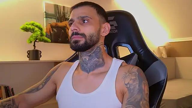 Snapshot of AresSteelX chatting on 5, 11, 2025 AresSteelX online show from 5, 11, 2025