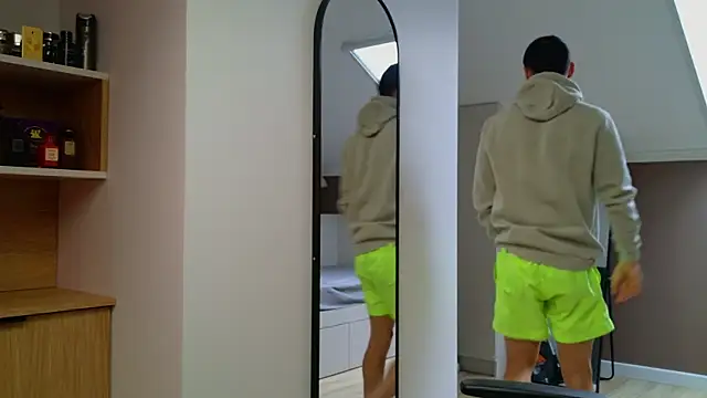 Snapshot of AresSteelX chatting on 13, 11, 2025 AresSteelX online show from 13, 11, 2025