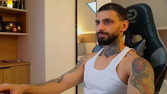 Snapshot of AresSteelX chatting on 16, 11, 2025 AresSteelX online show from 16, 11, 2025