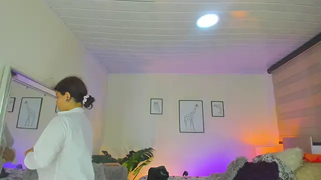 LusyKitty online show from 14, 10, 2025