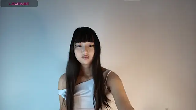 Ji yen online show from 8, 11, 2025