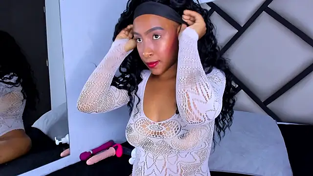 Snapshot of Euphoria_07 chatting on 22, 10, 2025 Euphoria 07 online show from 22, 10, 2025