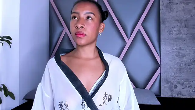 Snapshot of Euphoria_07 chatting on 12, 11, 2025 Euphoria 07 online show from 12, 11, 2025