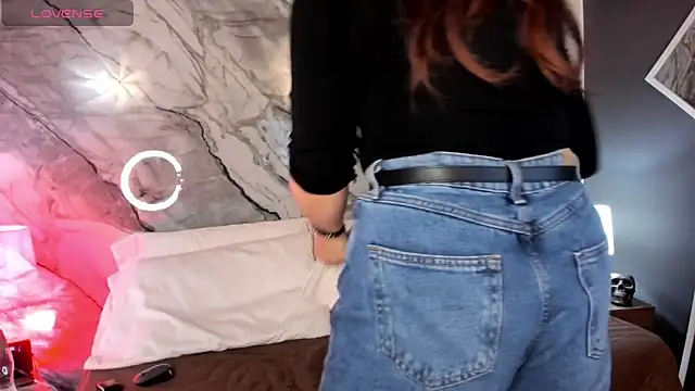 Astridhotman online show from 10, 10, 2025