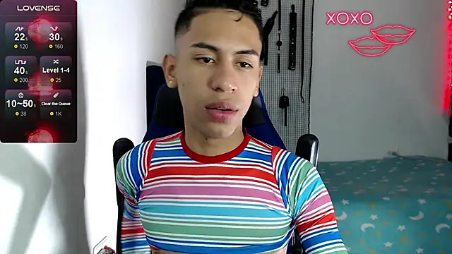 Snapshot of dylan_apol0 chatting on 18, 10, 2025 dylan apol0 online show from 18, 10, 2025