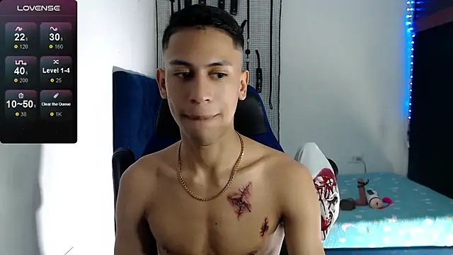 Snapshot of dylan_apol0 chatting on 1, 11, 2025 dylan apol0 online show from 1, 11, 2025