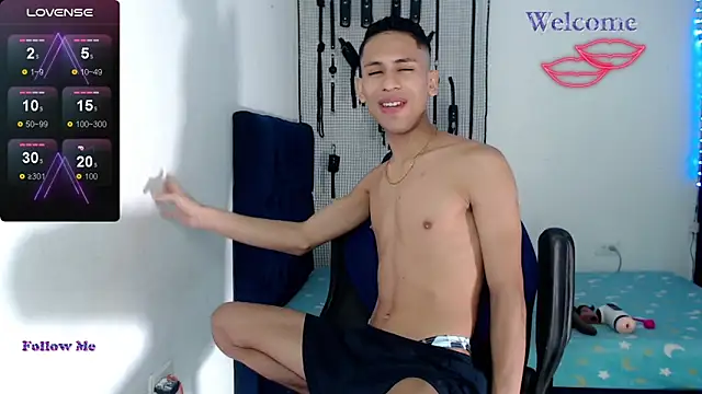 Snapshot of dylan_apol0 chatting on 2, 11, 2025 dylan apol0 online show from 2, 11, 2025