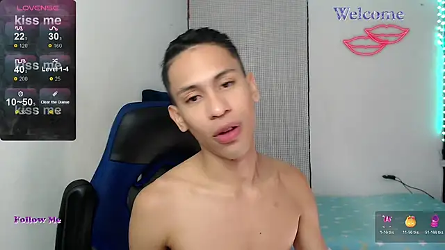 Snapshot of dylan_apol0 chatting on 13, 11, 2025 dylan apol0 online show from 13, 11, 2025