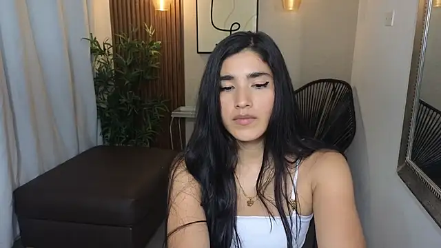 Snapshot of Lia_Mar_ chatting on 17, 10, 2025 Lia Mar online show from 17, 10, 2025