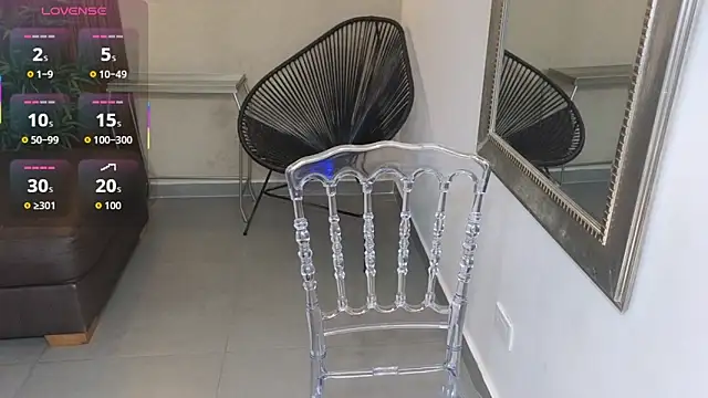 Snapshot of Lia_Mar_ chatting on 29, 10, 2025 Lia Mar online show from 29, 10, 2025