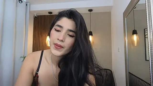 Snapshot of Lia_Mar_ chatting on 12, 11, 2025 Lia Mar online show from 12, 11, 2025