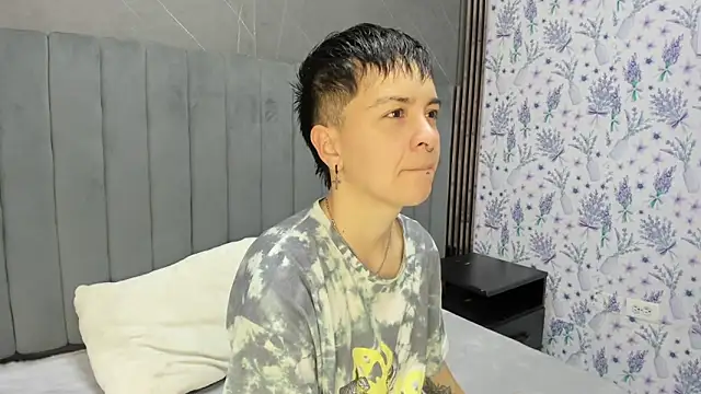  Hannah Hot online show from 2, 12, 2025