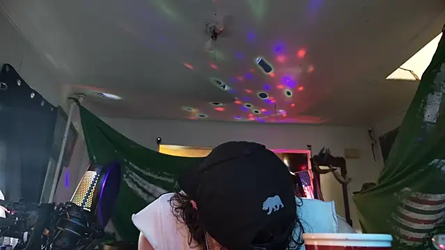 Snapshot of MasterDaddyCool chatting on 17, 10, 2025 MasterDaddyCool online show from 17, 10, 2025