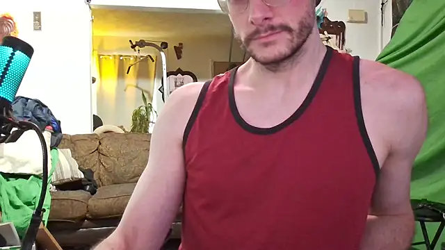 Snapshot of MasterDaddyCool chatting on 31, 10, 2025 MasterDaddyCool online show from 31, 10, 2025