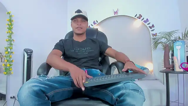 Ricky Owens1 online show from 6, 11, 2025