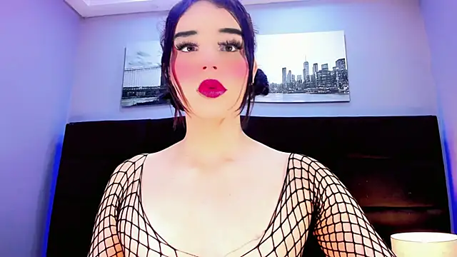 Valeria Rouss online show from 12, 10, 2025