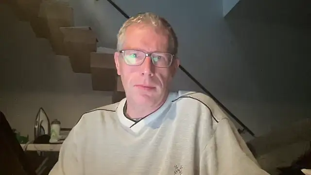 choupipat1 online show from 29, 10, 2025