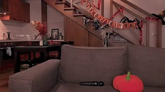 Snapshot of VanillaLivitski chatting on 29, 10, 2025 VanillaLivitski online show from 29, 10, 2025