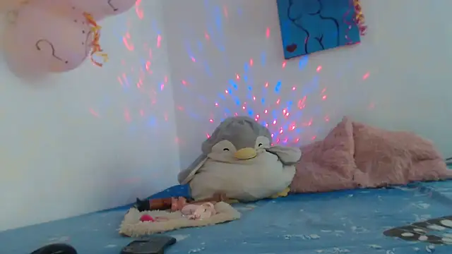 Snapshot of Victoria_new chatting on 11, 11, 2025 Victoria new online show from 11, 11, 2025