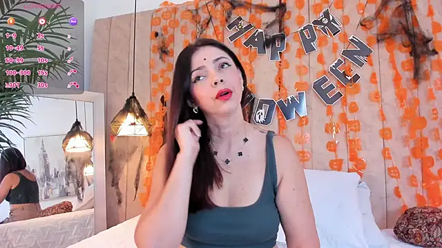 Snapshot of Anantaa_ chatting on 19, 10, 2025 Anantaa online show from 19, 10, 2025