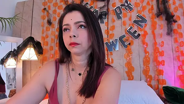 Snapshot of Anantaa_ chatting on 25, 10, 2025 Anantaa online show from 25, 10, 2025