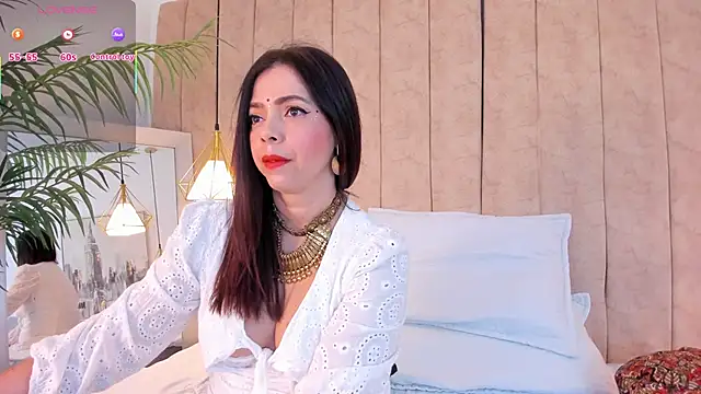 Snapshot of Anantaa_ chatting on 18, 11, 2025 Anantaa online show from 18, 11, 2025