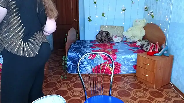 Audrey Aura online show from 27, 10, 2025